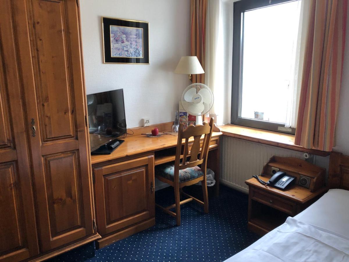 Hotel Restaurant Zum Neuling Bochum Exteriör bild