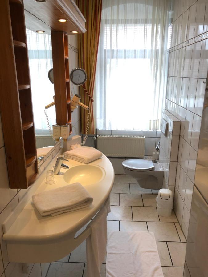 Hotel Restaurant Zum Neuling Bochum Exteriör bild